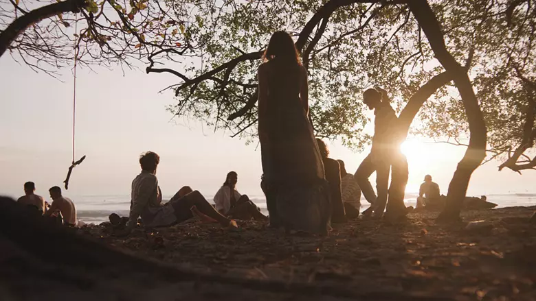 Faherty Women's Laguna Linen Bayview Shorts 3 Faherty Women's Laguna Linen Bayview Shorts