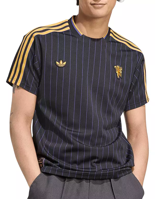 adidas Men's Manchester United Black Third Vintage Jersey