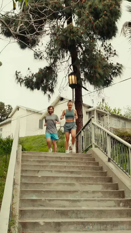 On Women's Performance Tights 7/8 3 On Women's Performance Tights 7/8