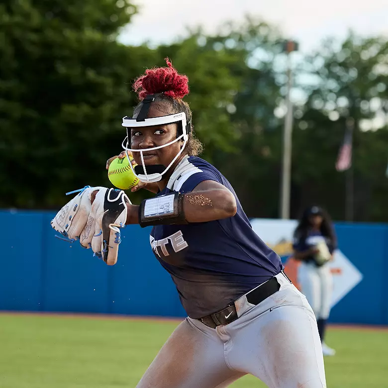 Mizuno Play Call Wrist Coach