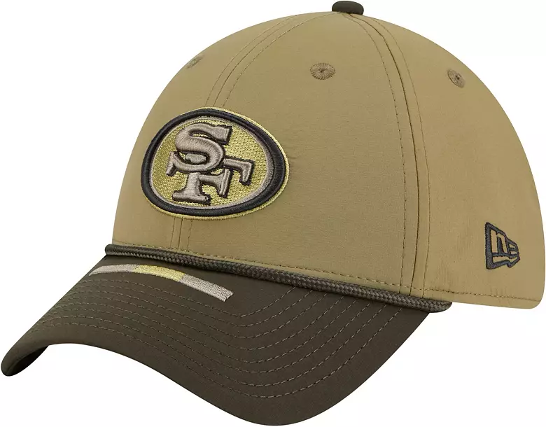 New Era Adult San Francisco 49ers Dark Moss Salute To Service 2025 39Thirty Stretch Fit Hat