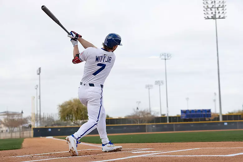 G-FORM Adult Bobby Whitt Jr. Fire & Ice Batter's Elbow Guard 4 G-FORM Adult Bobby Whitt Jr. Fire & Ice Batter's Elbow Guard